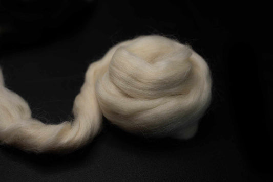 Wensleydale Wool Top (1 lb)